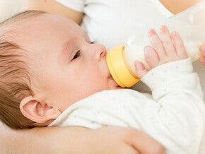 3 Aylık Bebek Gelişimi, 3 Aylık Bebek Neler Yapar