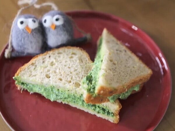 18 Aylık Bebek Kahvaltı Tarifleri: Peynirli Sandviç Tarifi